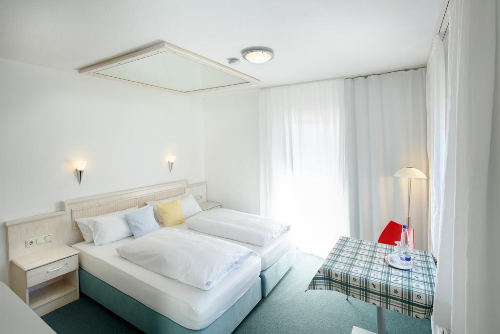 Hotel Kleiner Koenig ชวานเกา ภายนอก รูปภาพ